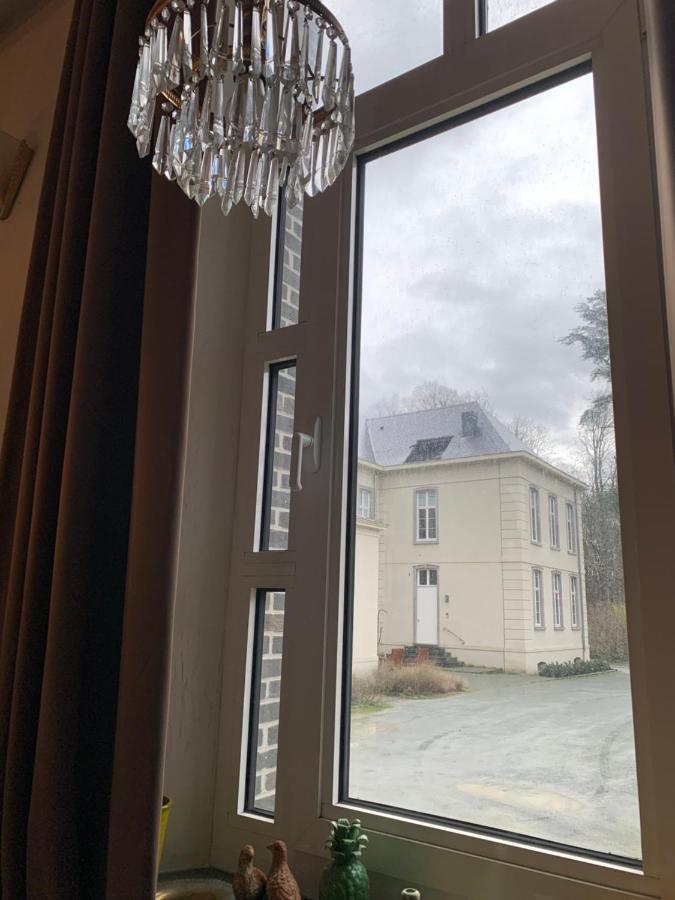 De Lotuspoort Met Mihr'S B&B In De Abdij Van Борнем Экстерьер фото